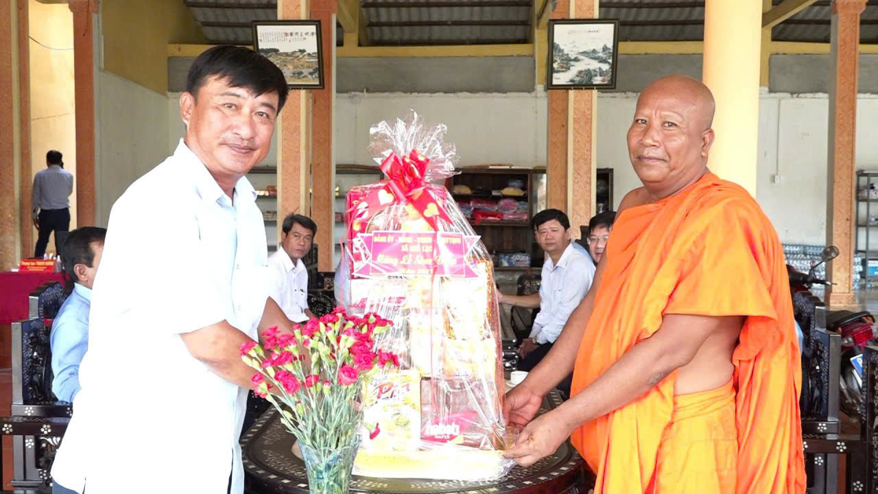 Thăm tặng quà Lễ Sêne Đôlta năm 2025