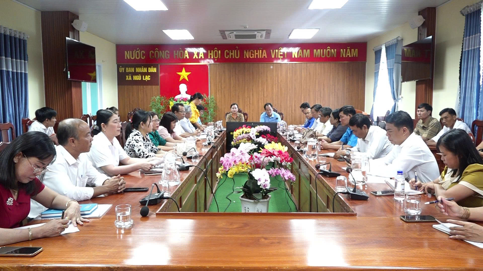 Công bố Quyết định bổ nhiệm viên chức quản lý các cơ sở giáo dục